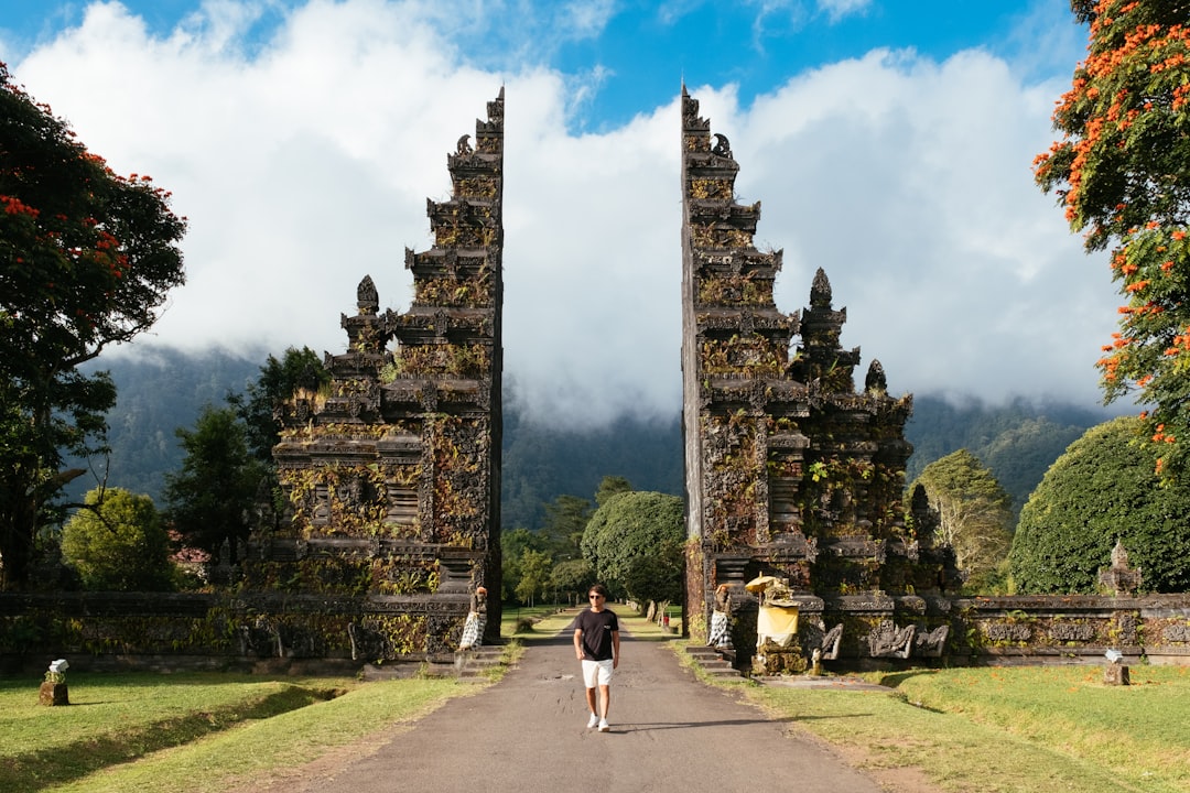 Handara Gate Mountain Shoot